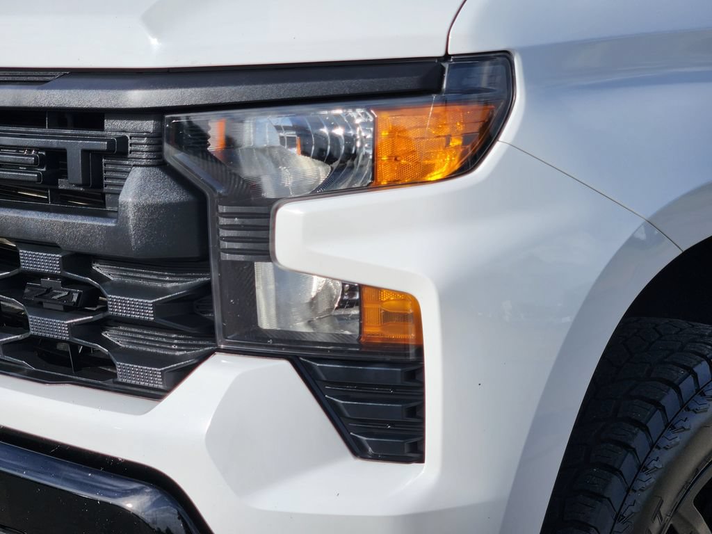 Certified 2024 Chevrolet Silverado 1500 Custom Trail Boss w/ Dark Appearance Package AWD/4WD image 8