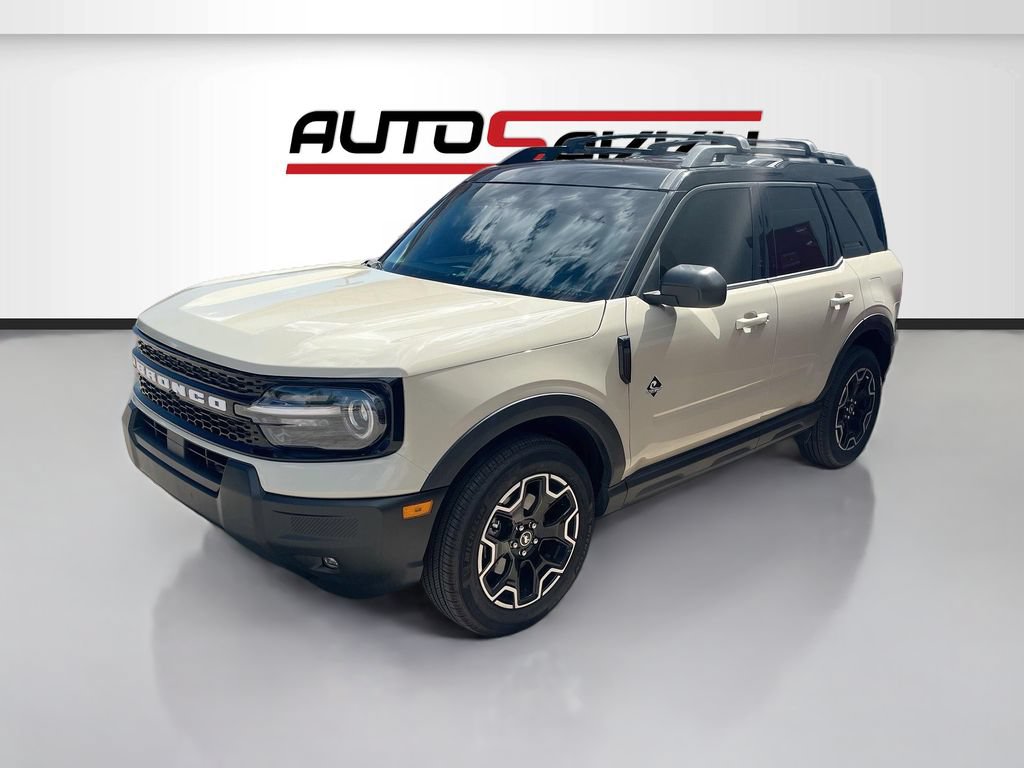 Used 2025 Ford Bronco Sport Outer Banks AWD/4WD image 3