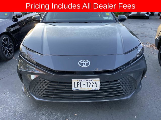 Used 2025 Toyota Camry LE FWD image 12
