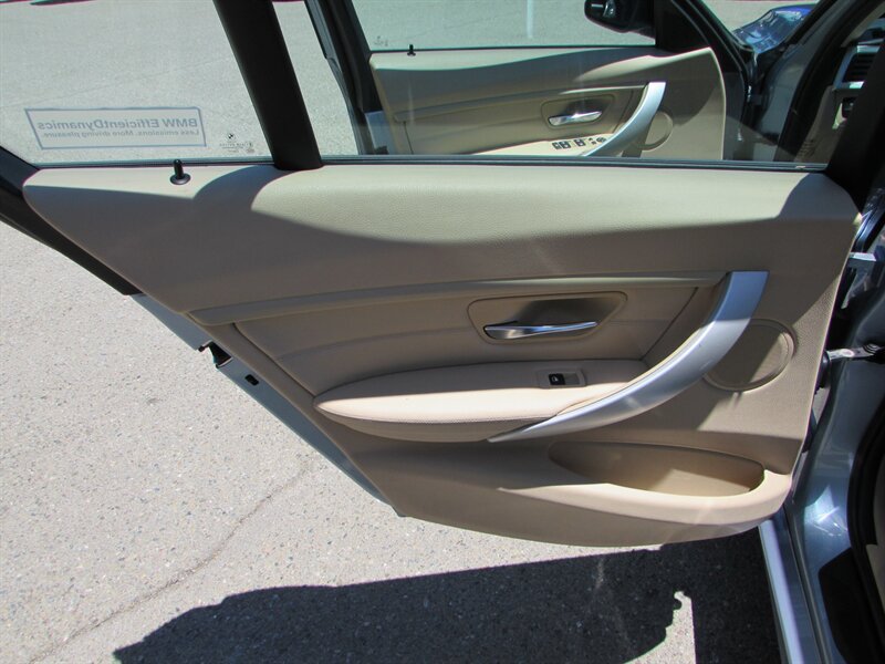 Used 2013 BMW 328i Sedan RWD image 19