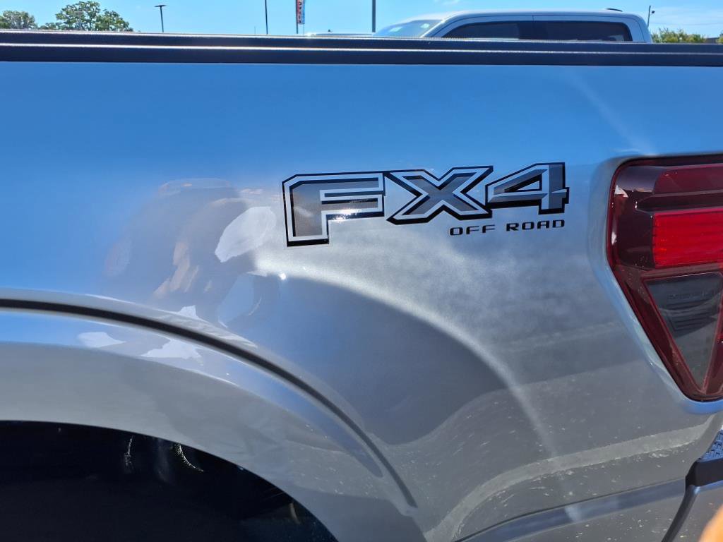 New 2025 Ford F150 XLT w/ Equipment Group 302A MID image 5