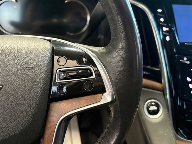 Used 2019 Cadillac Escalade Premium Luxury image 21