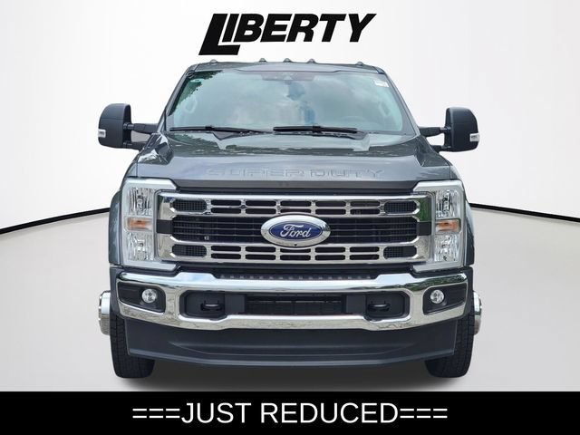 Used 2025 Ford F450 XLT w/ 360-Degree Camera Package AWD/4WD image 9