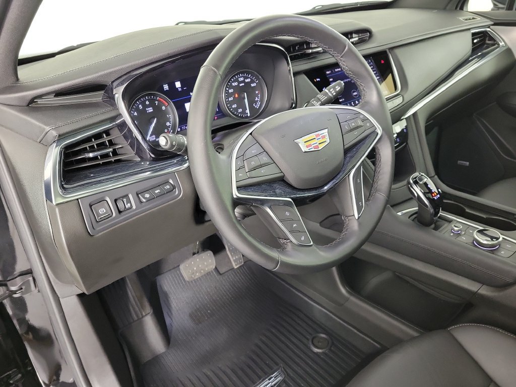 Certified 2024 Cadillac XT5 Premium Luxury w/ Technology Package AWD/4WD image 20