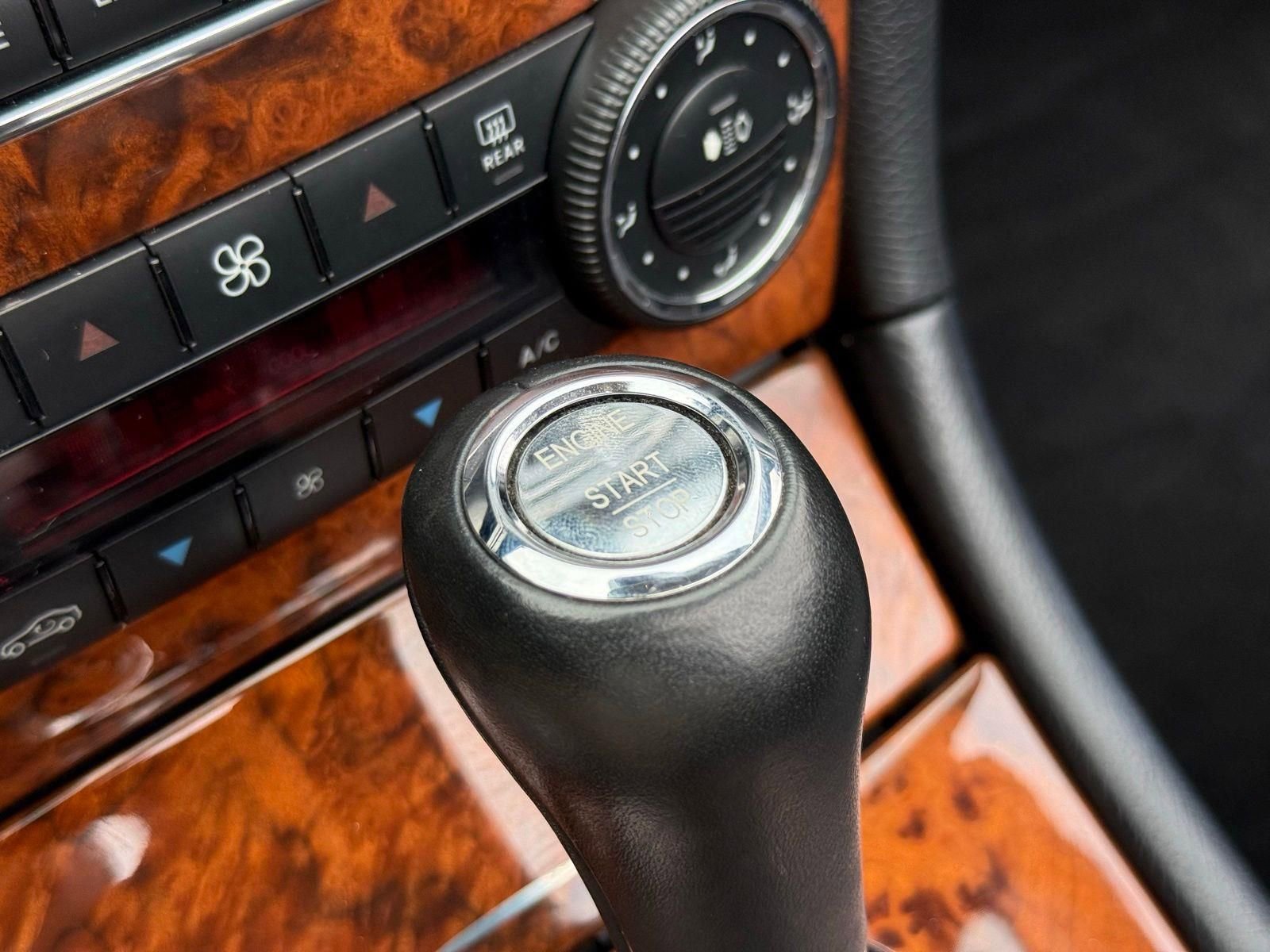 Used 2009 Mercedes-Benz CLK 550 Cabriolet image 42