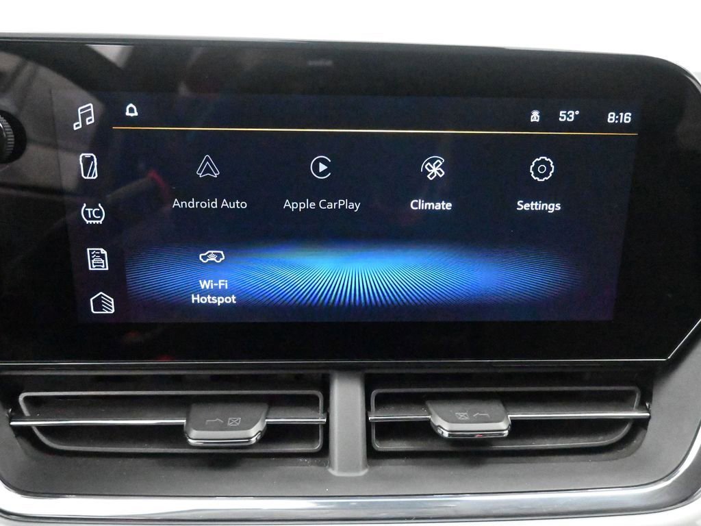 Used 2025 Chevrolet Trax LT image 36