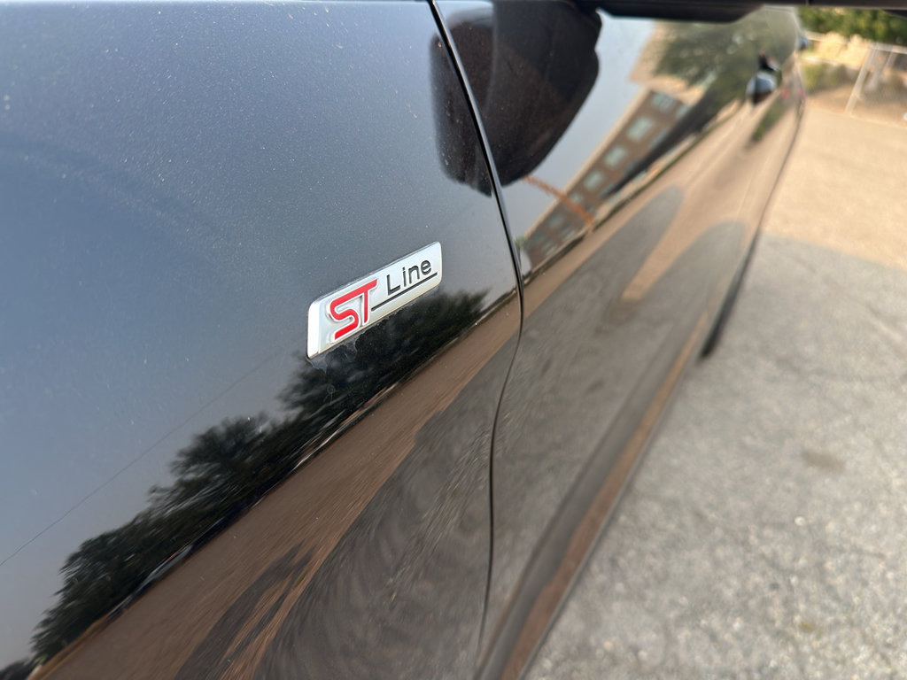 New 2026 Ford Explorer ST-Line w/ ST-Line Street Pack AWD/4WD image 18