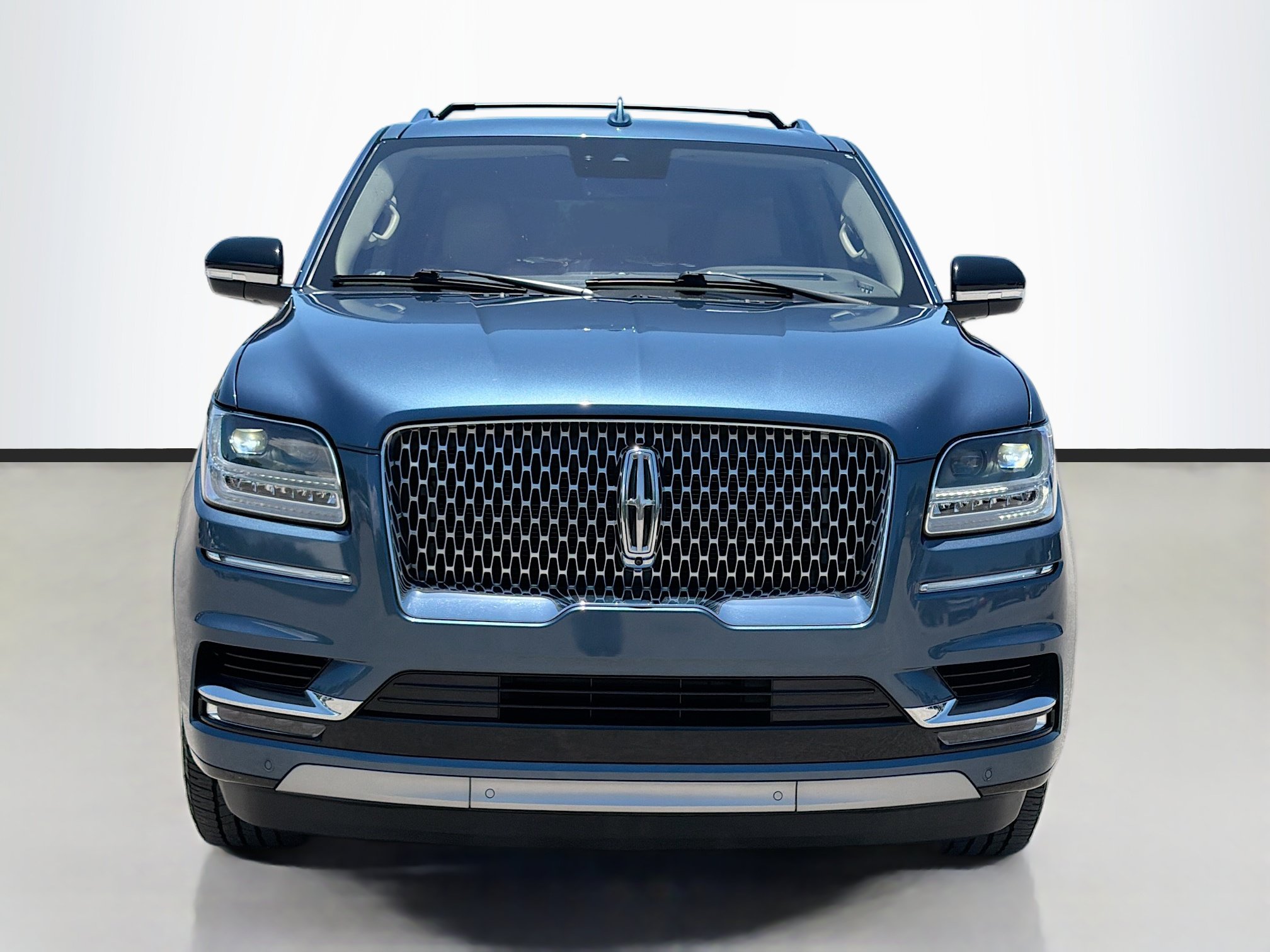Used 2020 Lincoln Navigator Reserve w/ Luxury Package AWD/4WD image 8
