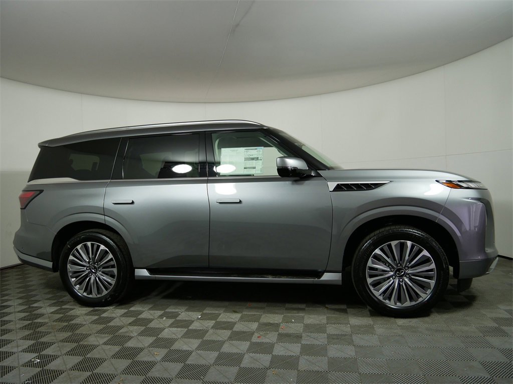 New 2025 INFINITI QX80 Sensory image 2