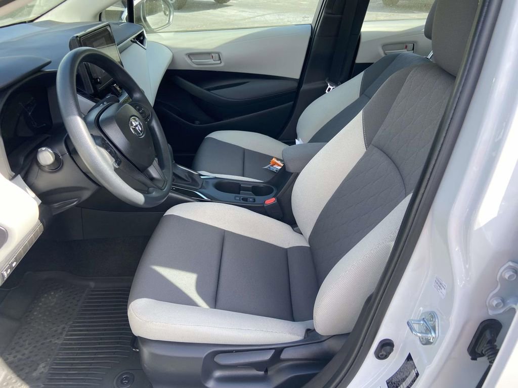 New 2026 Toyota Corolla LE FWD image 17