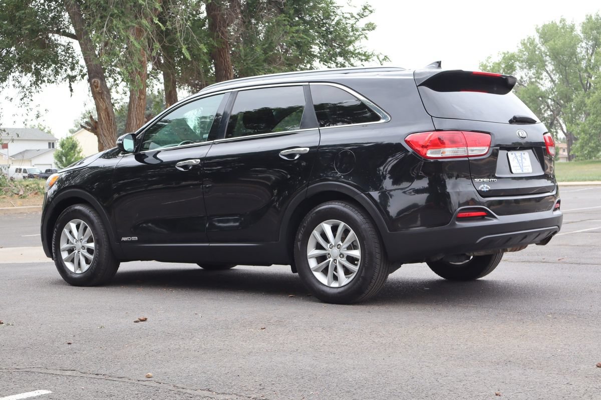 Used 2016 Kia Sorento LX AWD/4WD image 7