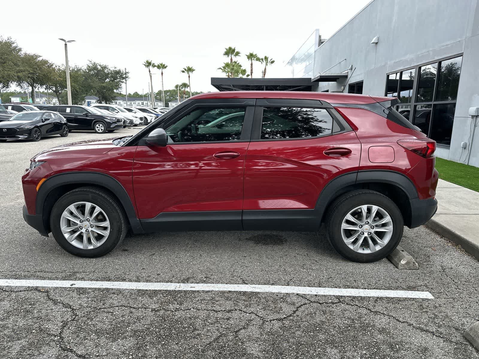 Used 2021 Chevrolet TrailBlazer LS FWD image 5