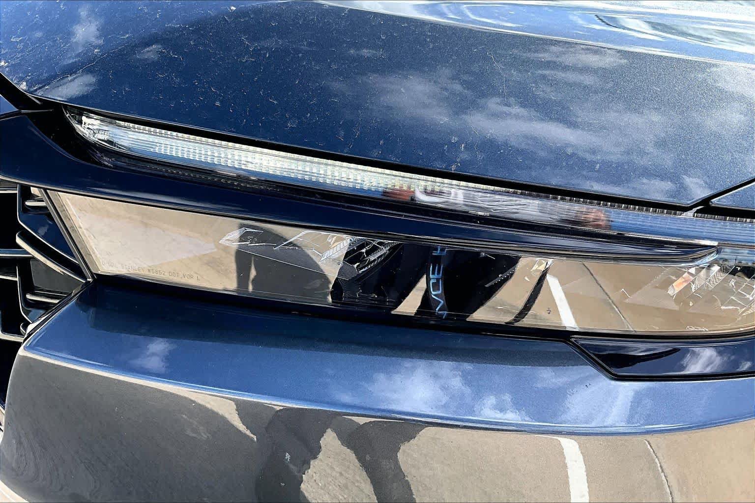 Used 2024 Honda CR-V Sport Touring image 25