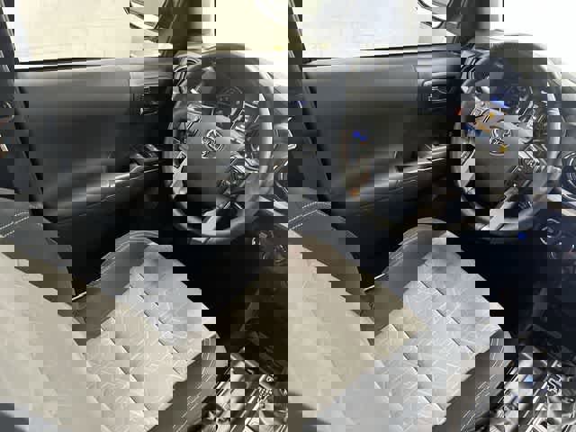 Used 2023 Toyota Tacoma TRD Off-Road image 12