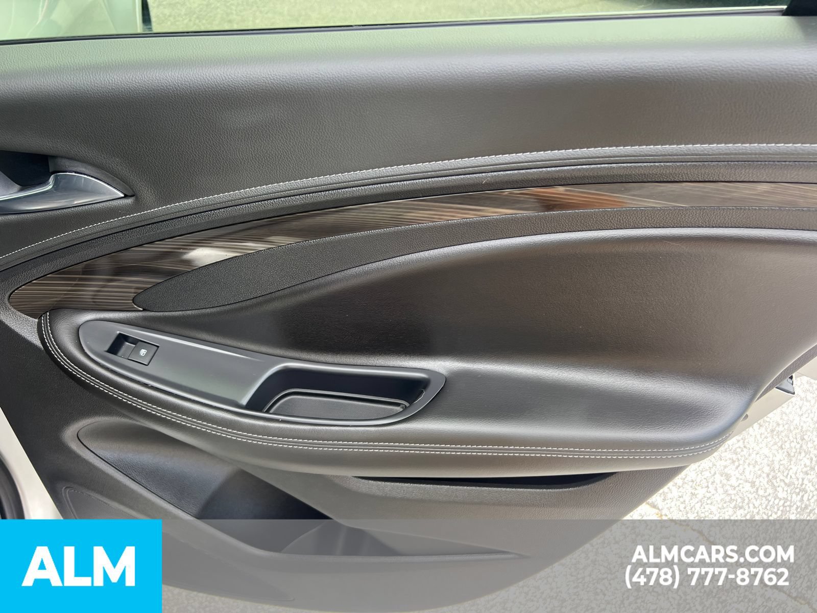 Used 2019 Buick Envision Premium w/ Driver Confidence Package AWD/4WD image 22