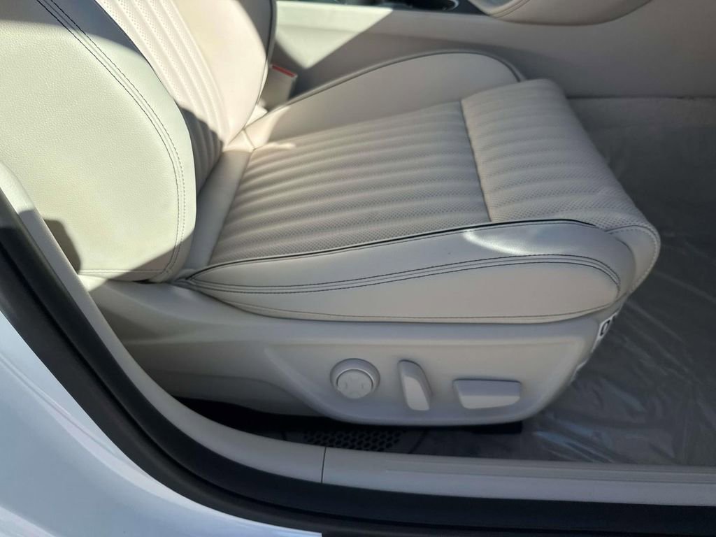 New 2026 Genesis G70 2.5T Prestige RWD image 14