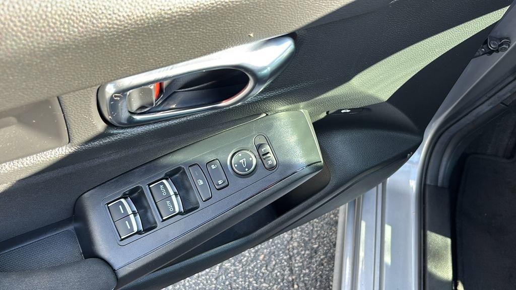 Used 2024 Honda Civic Sport image 14