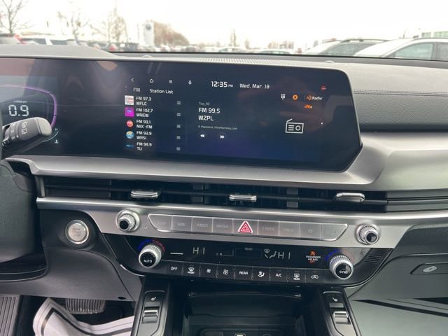 Certified 2025 Kia Telluride S image 17