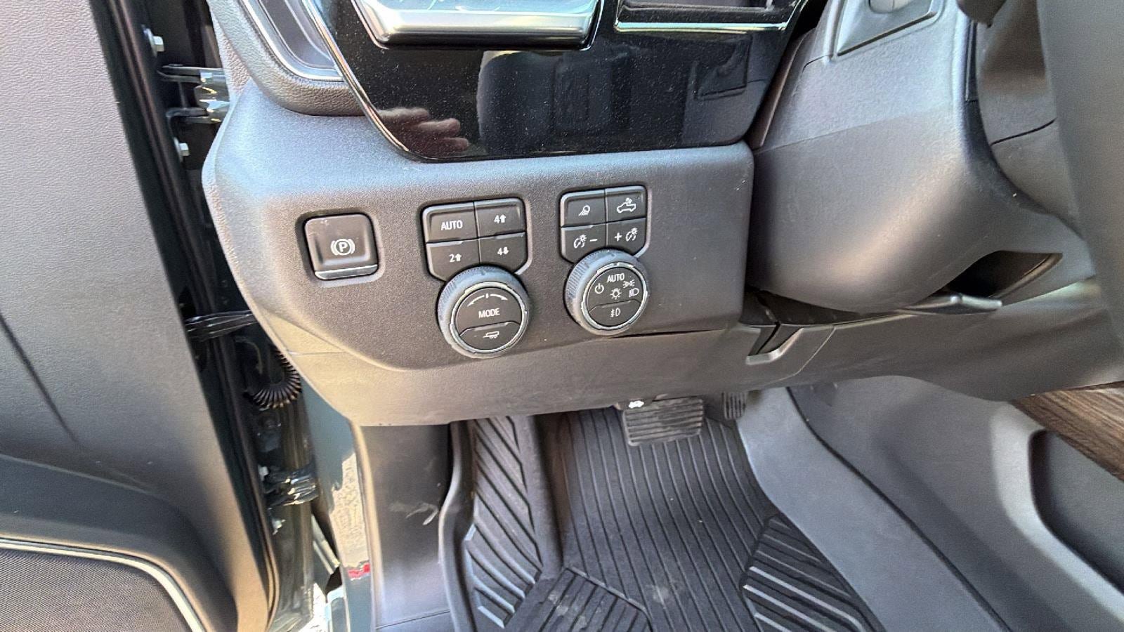 Used 2026 Chevrolet Silverado 1500 LT Trail Boss w/ LT Trail Boss Premium Package AWD/4WD image 19