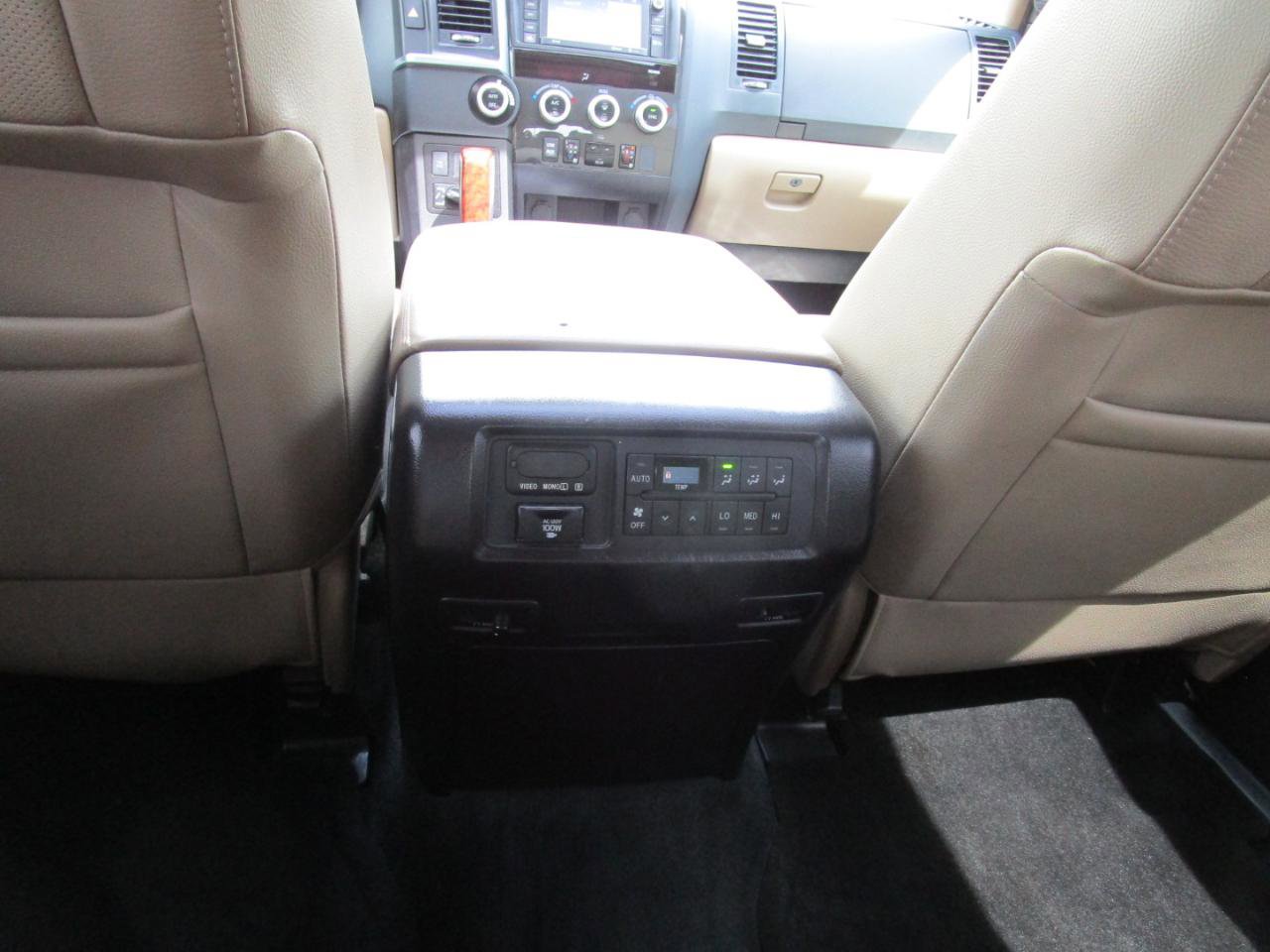 Used 2018 Toyota Sequoia Platinum RWD image 15