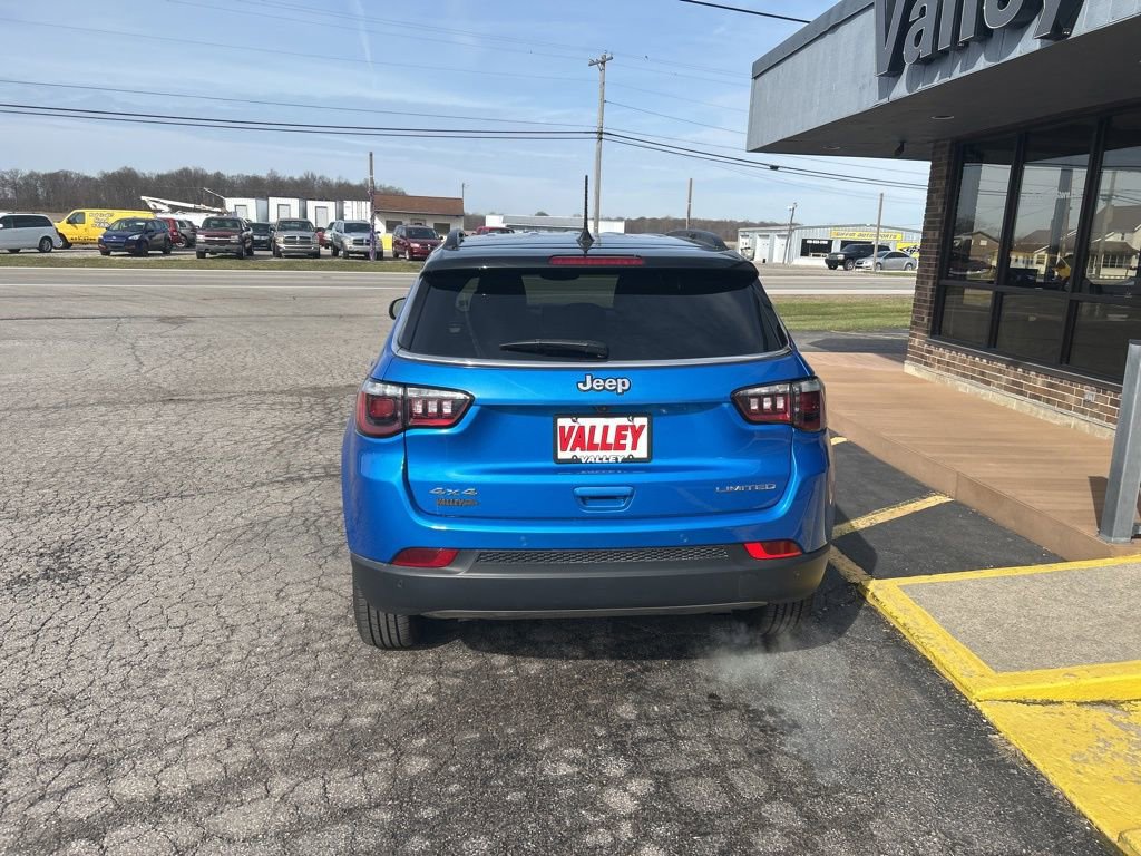 Used 2024 Jeep Compass Limited AWD/4WD video 4