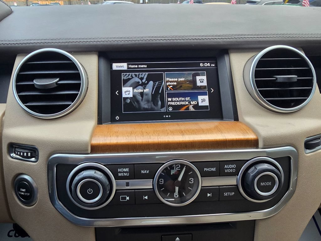 Used 2016 Land Rover LR4 HSE LUX AWD/4WD image 27