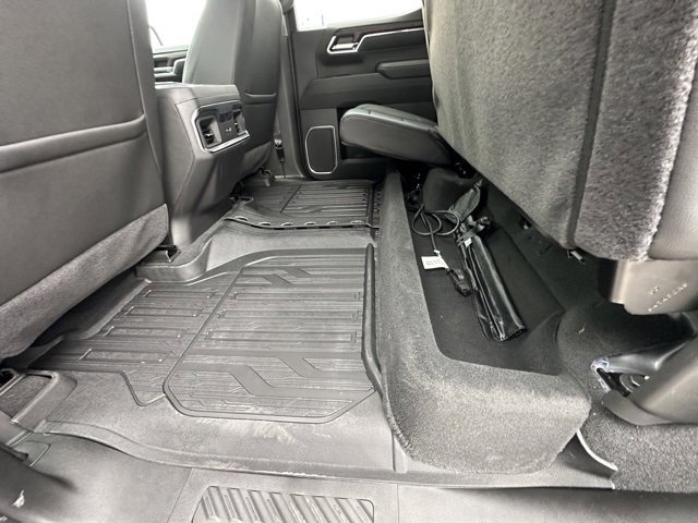 New 2026 GMC Sierra 1500 SLT image 25