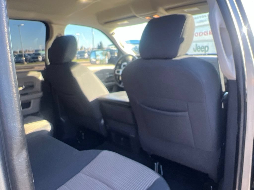 Used 2011 RAM 1500 Classic SLT w/ Luxury Group AWD/4WD image 40