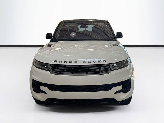 Used 2023 Land Rover Range Rover Sport SE image 4