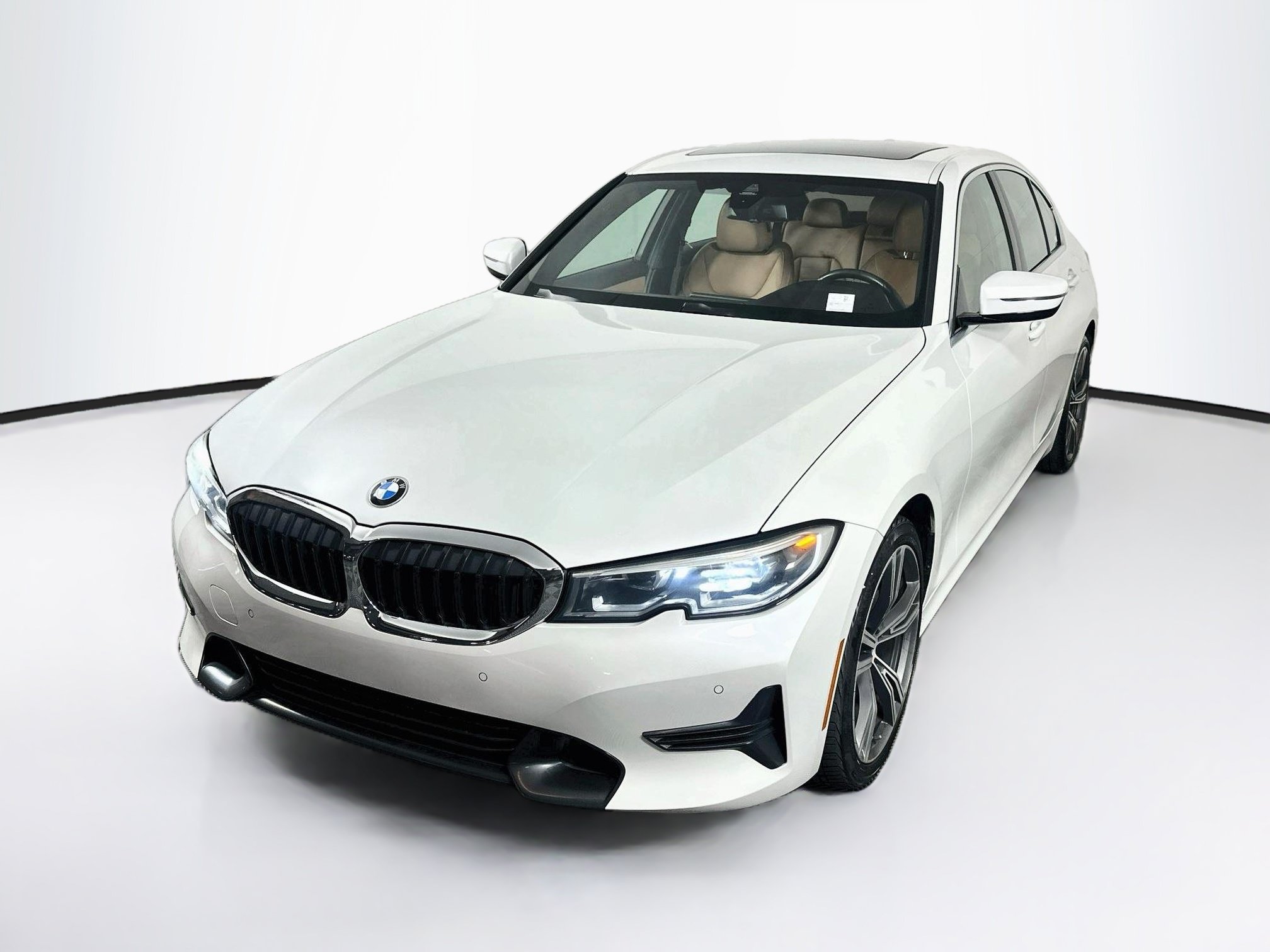Used 2021 BMW 330i Sedan w/ Convenience Package RWD image 3