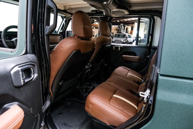 Used 2025 Jeep Gladiator Rubicon w/ Safety Group AWD/4WD image 83