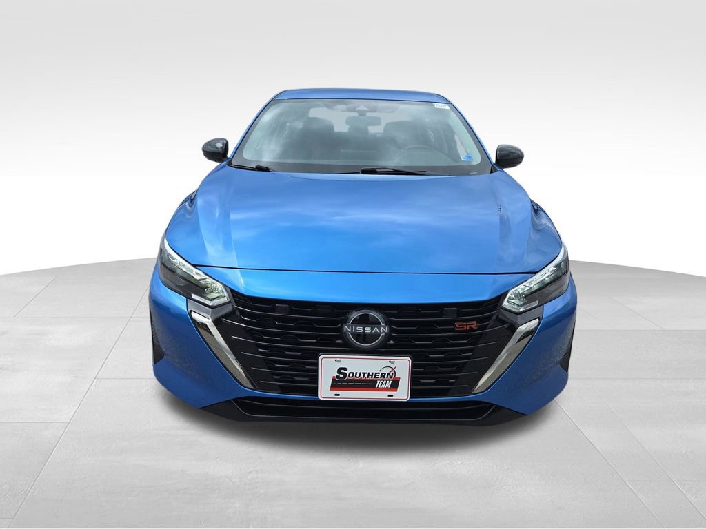 Used 2025 Nissan Sentra SR FWD image 9