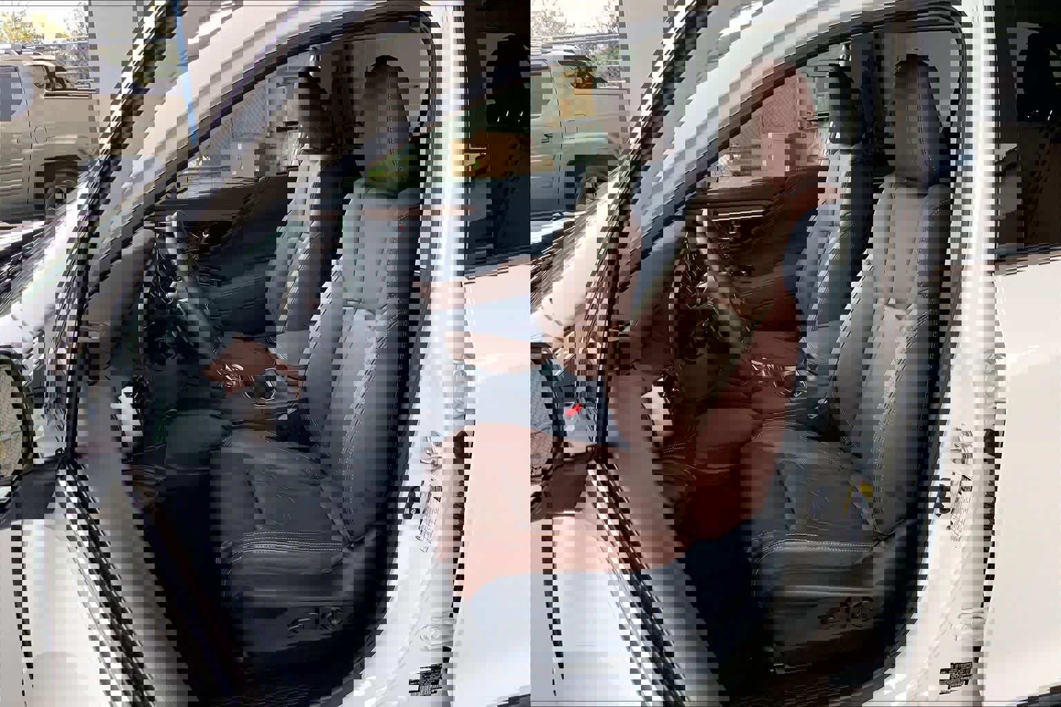 Used 2024 Subaru Outback Touring image 8