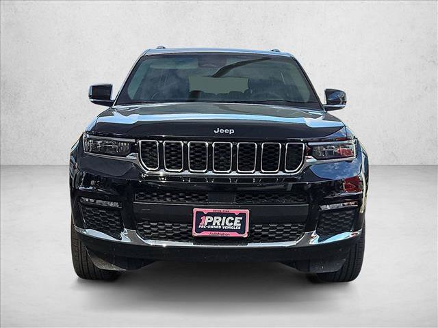 Used 2023 Jeep Grand Cherokee L Limited RWD image 2