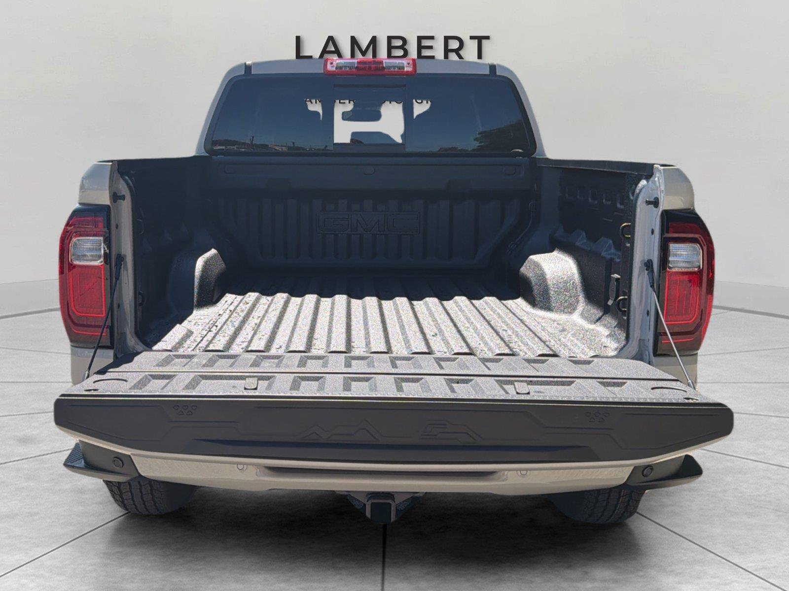 New 2026 GMC Canyon AT4 w/ Technology Plus Package AWD/4WD image 19