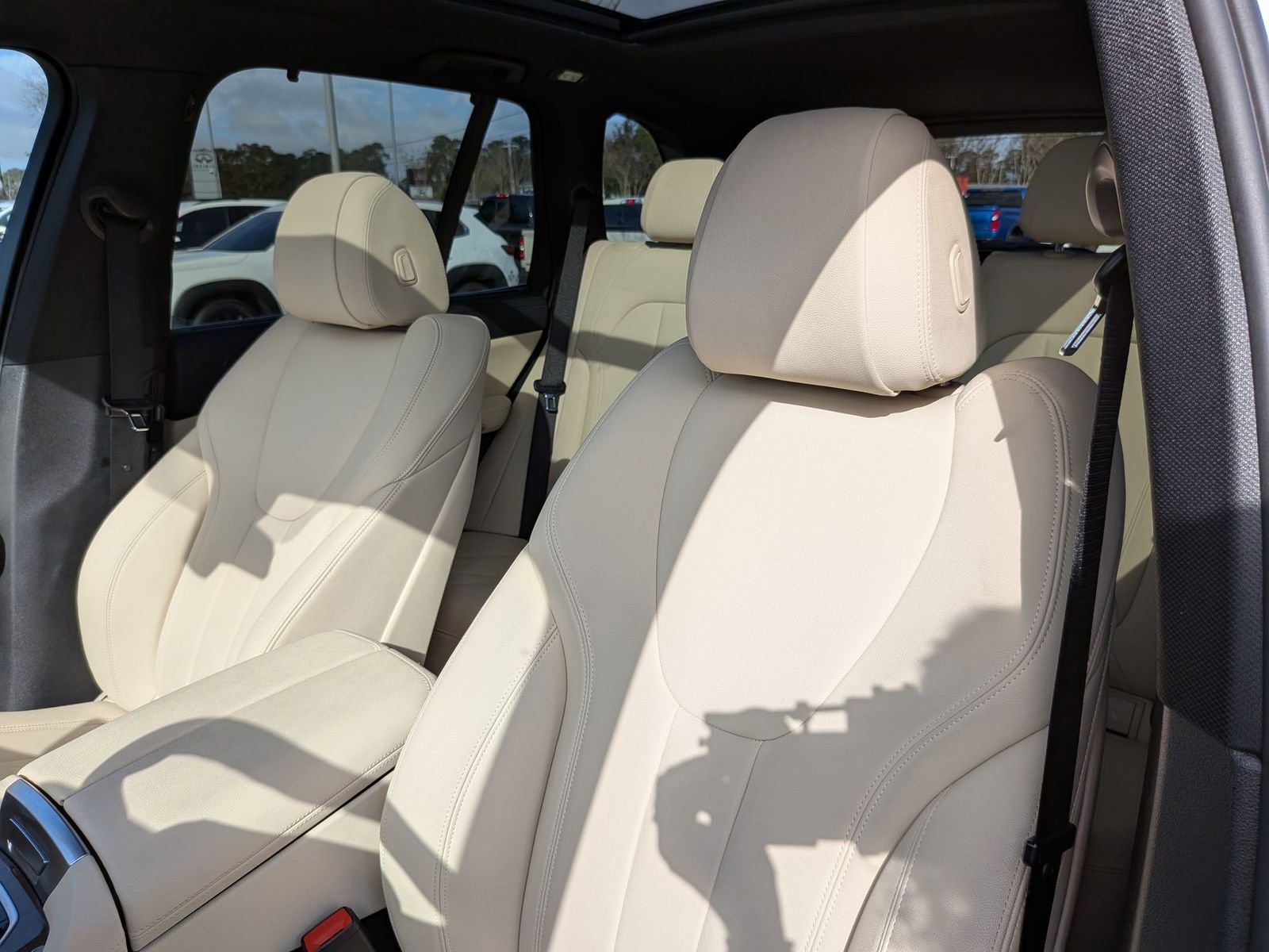 Used 2021 BMW X5 xDrive40i w/ Convenience Package image 15