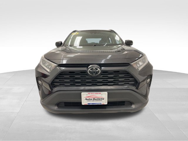 Used 2021 Toyota RAV4 XLE Premium AWD/4WD image 2