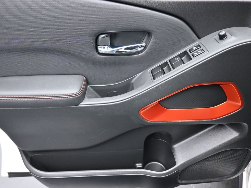 Used 2022 Nissan Frontier PRO-4X w/ Off-Road Protection Package image 10