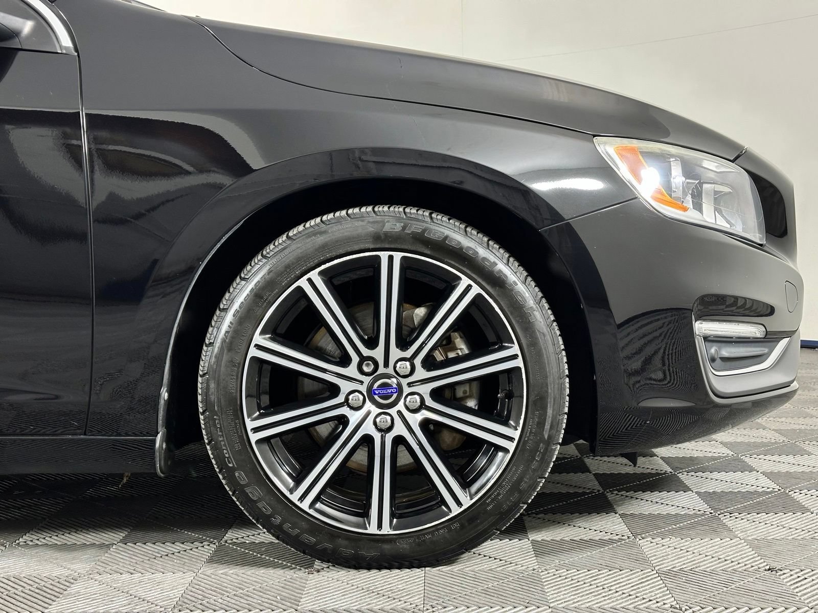 Used 2018 Volvo S60 T5 Inscription AWD/4WD image 8