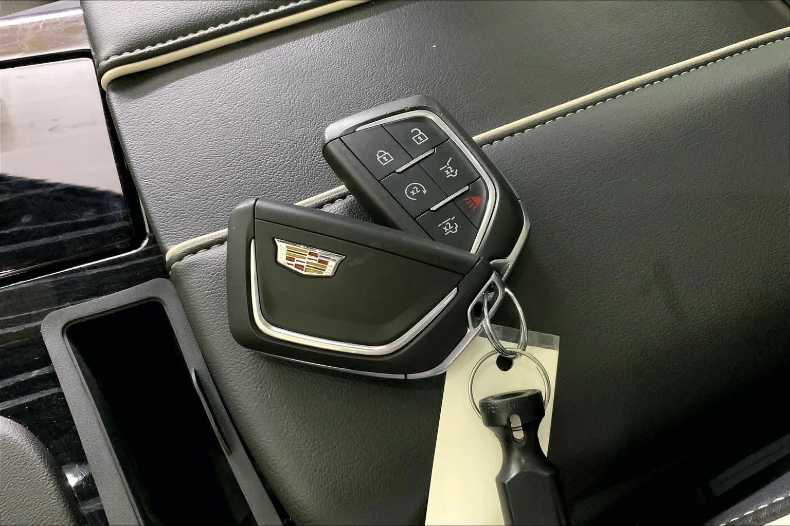 Used 2022 Cadillac Escalade Sport w/ Touring Package AWD/4WD image 14