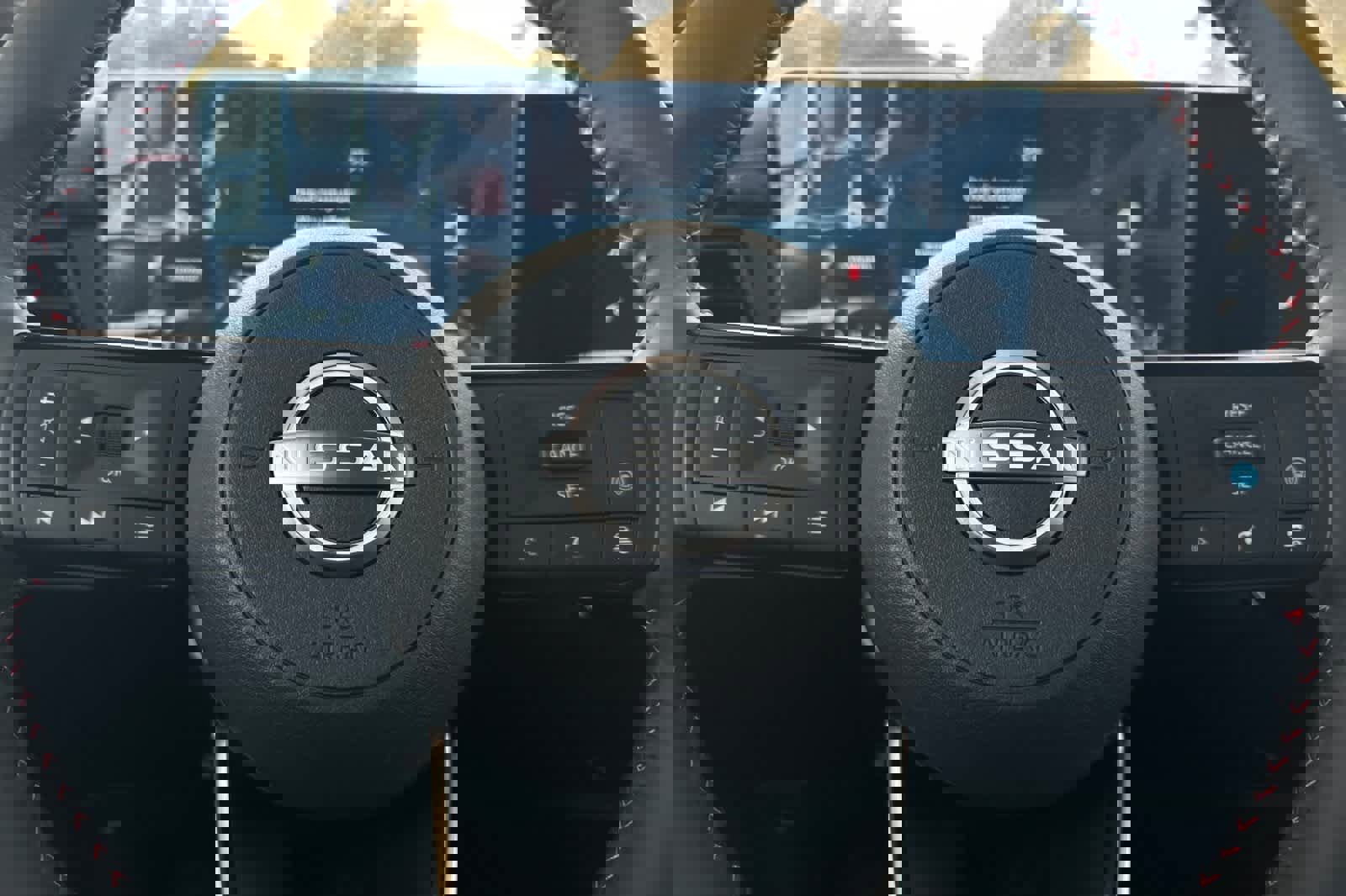 New 2026 Nissan Kicks SR image 25