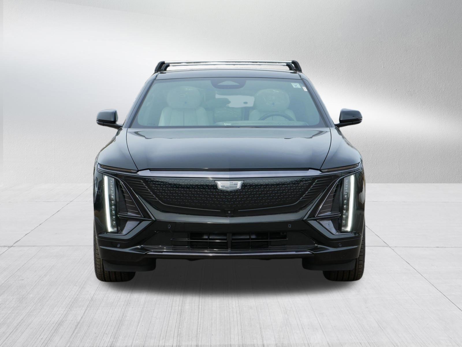 New 2026 Cadillac Lyriq Sport w/ LPO, Floor Liner Package image 2