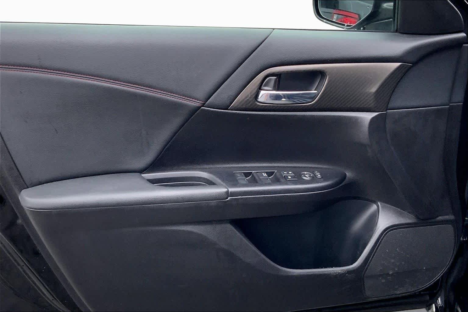 Used 2017 Honda Accord Sport Special Edition image 20