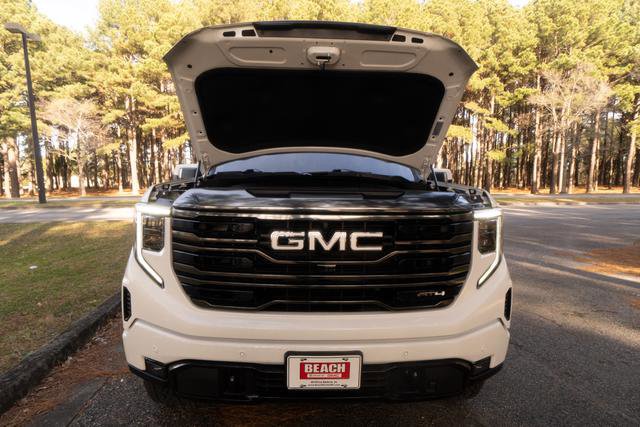 Used 2023 GMC Sierra 1500 AT4 image 9
