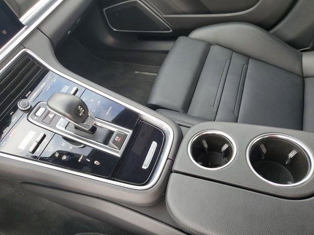 Used 2023 Porsche Panamera 4 Platinum Edition image 19