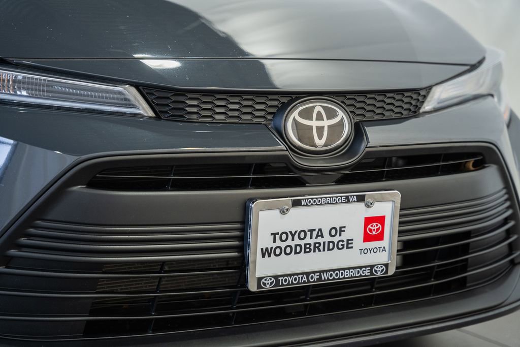 Used 2023 Toyota Corolla LE image 9