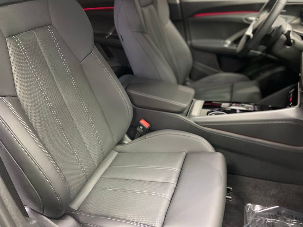 New 2025 Audi Q5 Premium Plus image 8