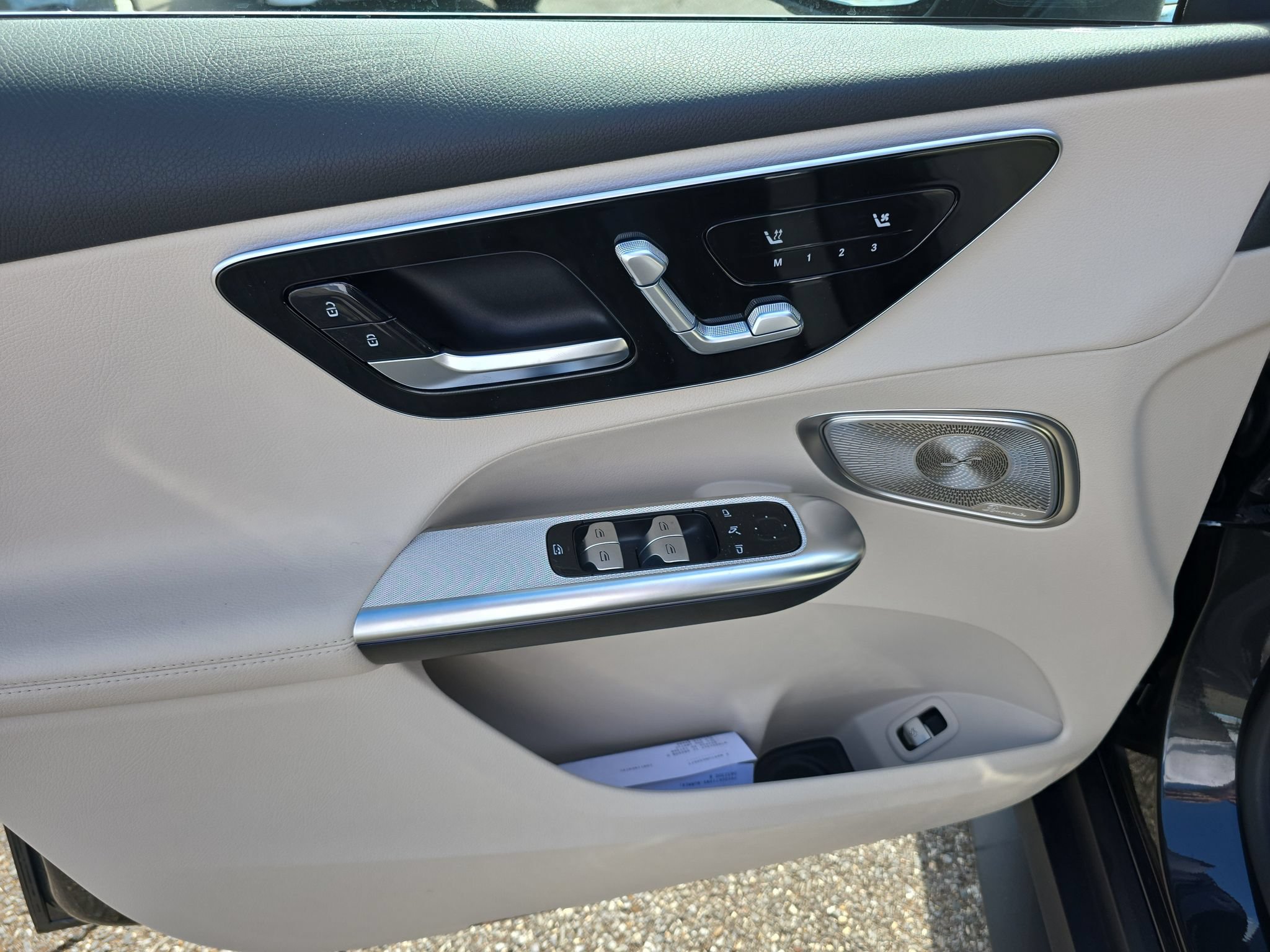 New 2027 Mercedes-Benz GLC 300 4MATIC image 11