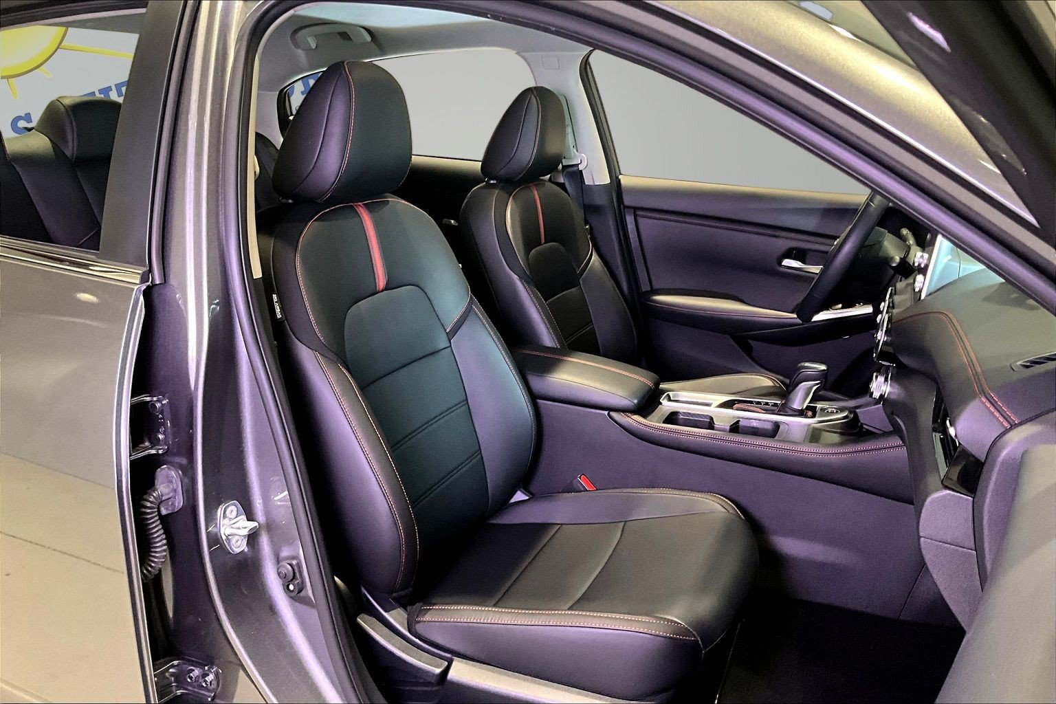 Used 2024 Nissan Sentra SR w/ SR Premium Package FWD image 29