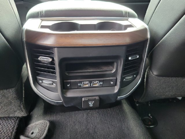 Used 2022 RAM 3500 Laramie AWD/4WD image 11